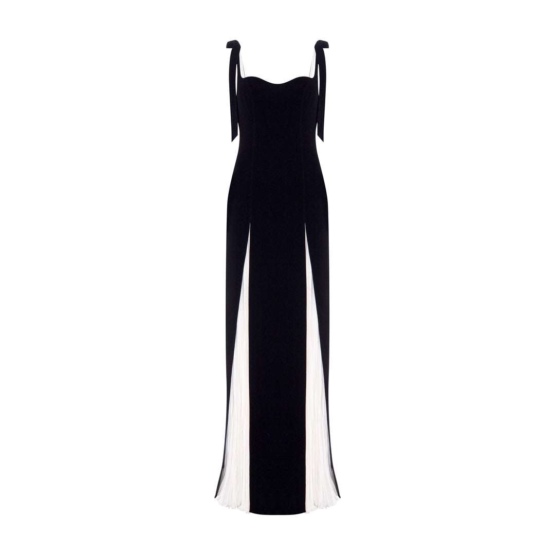 Sweetheart neckline Crepe gown with cutout slit and  hand-pleated Crepe underlay