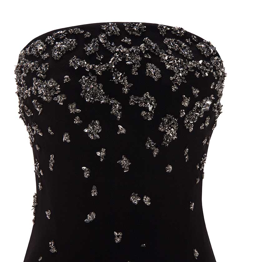 STRAPLESS CREPE GOWN WITH FRONT EMBROIDERY