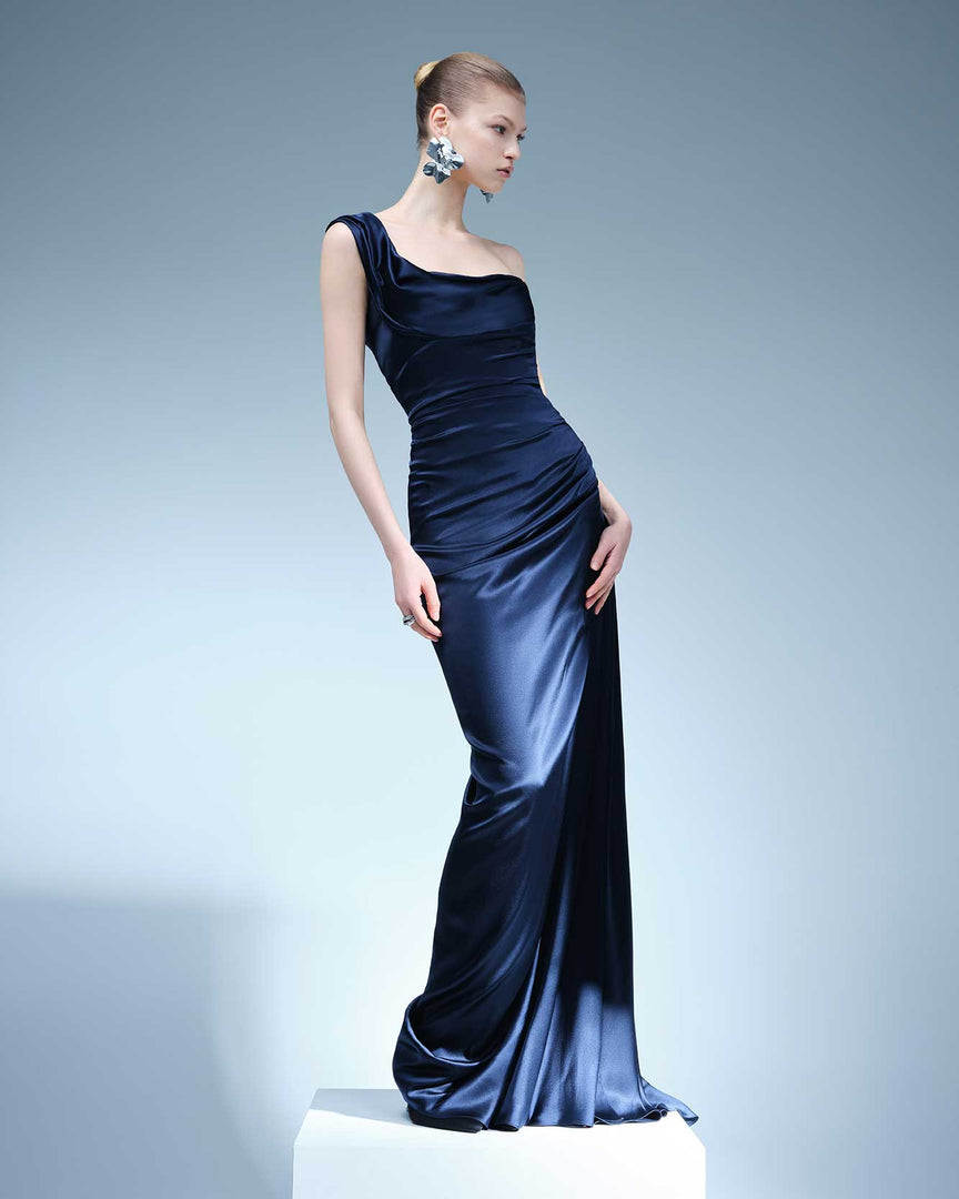 ONE STRIPED SLEEVE SILKY SATIN GOWN