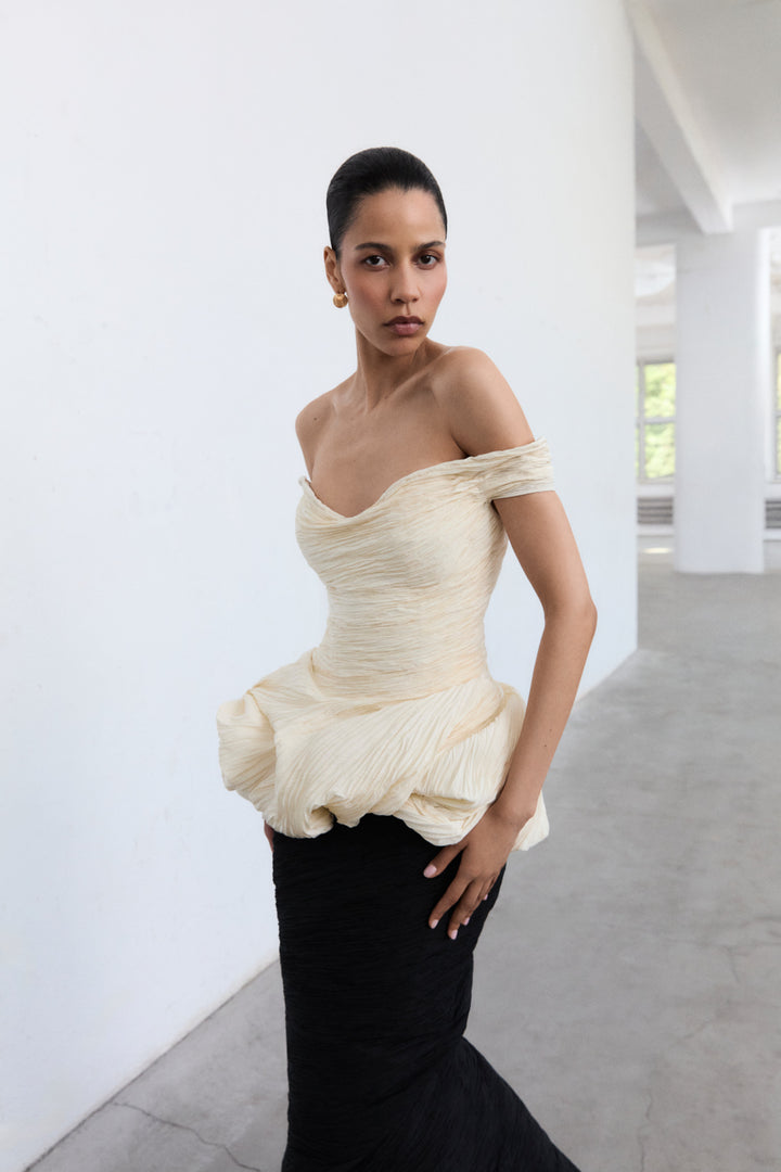 Off-Shoulder Pleated Taffeta Fish-Cut Dress
