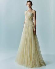 Single-Shoulder Silk Tulle Gown