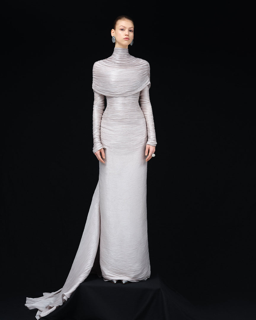 LONG-SLEEVED PLEATED GOWN WITH DETACHABLE CAPE