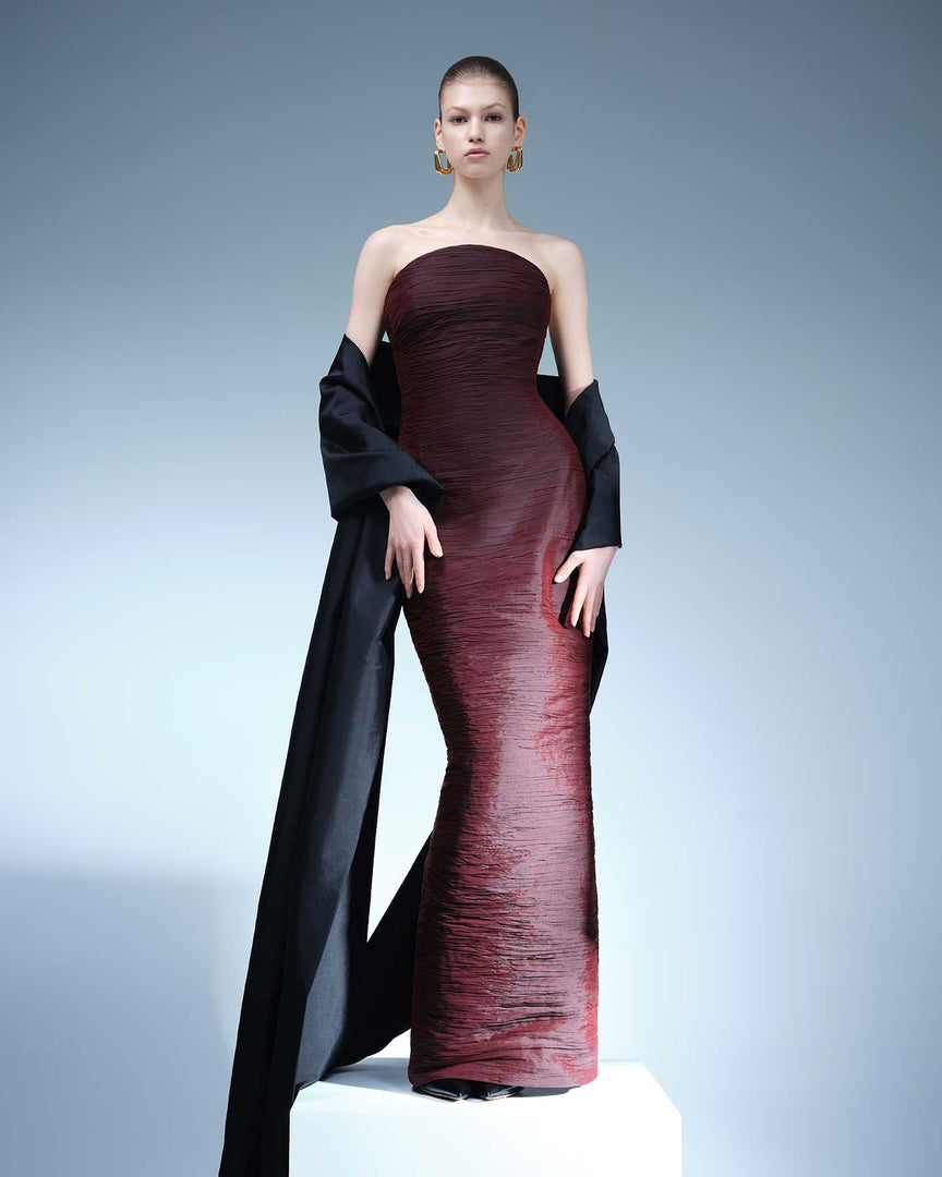 STRAPLESS PLEATED STRAIGHT GOWN maroon / 36 STRAPLESS PLEATED STRAIGHT GOWN maroon / 36