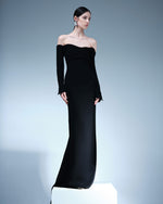 Load image into Gallery viewer, LONG SLEEVES CREPE GOWN
