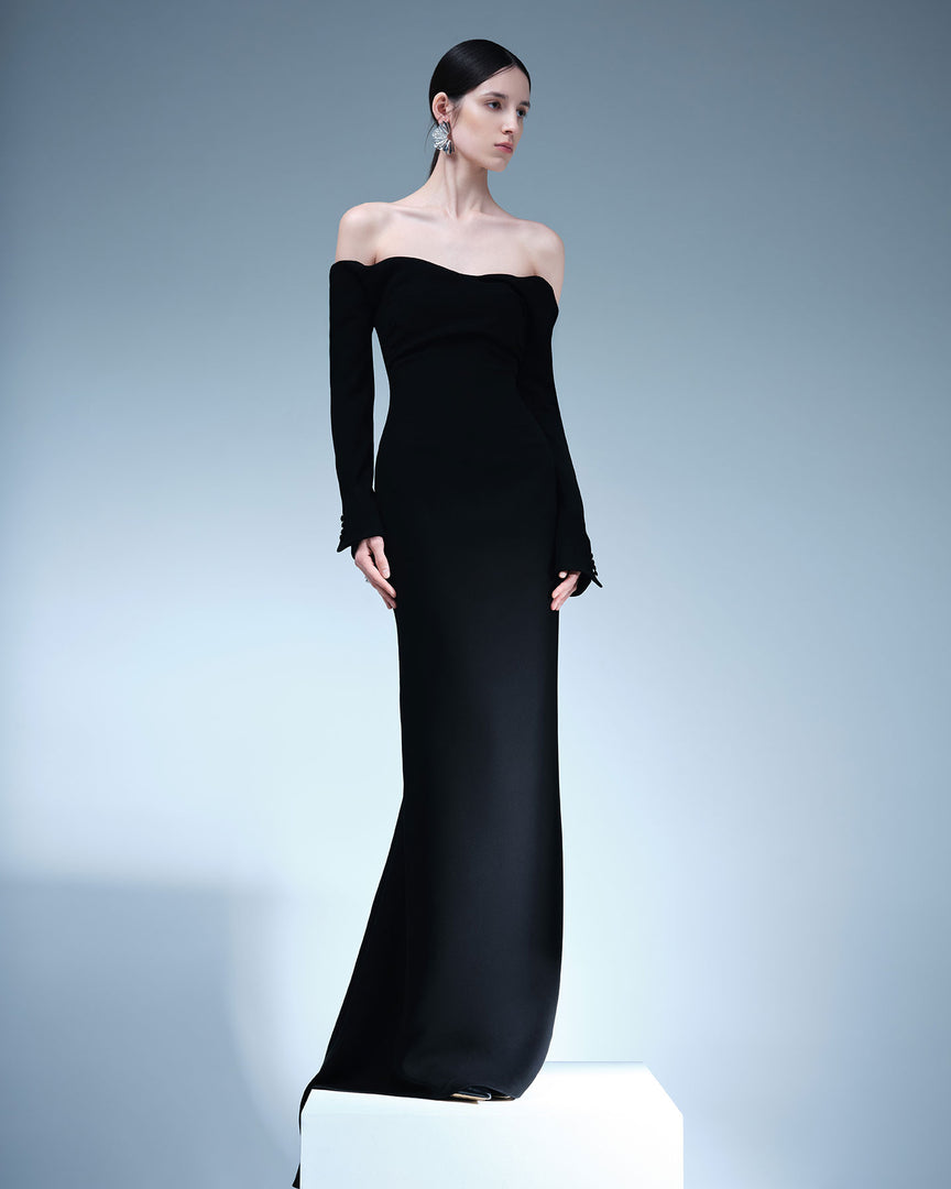 LONG SLEEVES CREPE GOWN